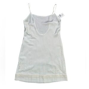 Natori‎ Women's Small Satin White Embroidered Chemise NWT